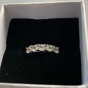 HP, 4-9 New Swarovski Gold on 925 Silver, 1/2 Eternity Ring, 18K White Gold.